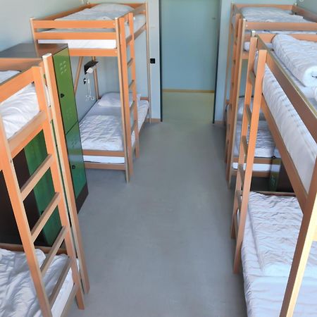 Depot 195 - Hostel Винтертур Стая снимка